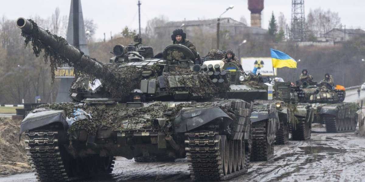 Сивков: отчаянные потуги Украины с HIMARS не помогут Киеву дотянуться до ВС России