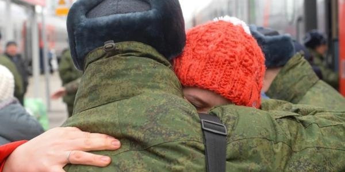 Слухи о демобилизации в 2026 году: почему мобилизованных не отпустят домой массово и при каких условиях это всё же возможно Слухи о демобилизации в 2026 году: почему мобилизованных не отпустят домой массово и при каких условиях это всё же возможно