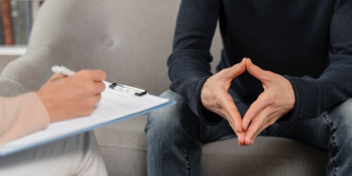 Психолог назвала фразы, которые моментально выдают невежество человека Психолог назвала фразы, которые моментально выдают невежество человека