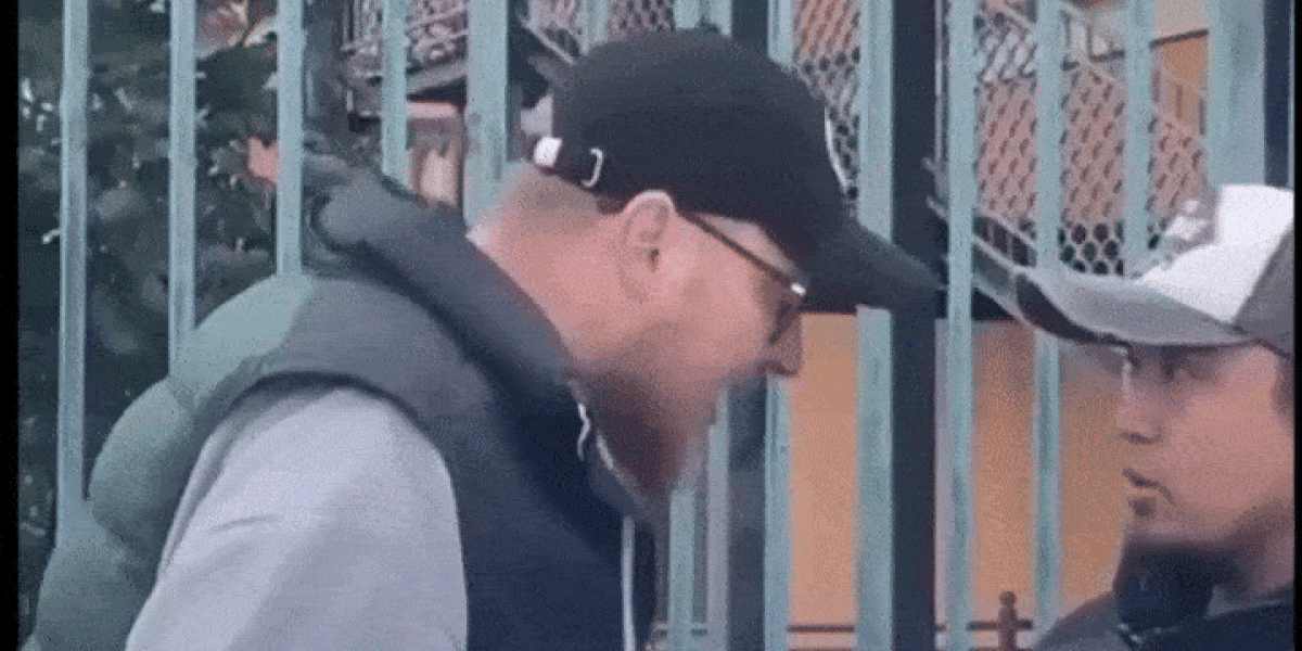 Нелегальный главарь диаспоры обратился к Путину: Ответ был неожиданным Нелегальный главарь диаспоры обратился к Путину: Ответ был неожиданным