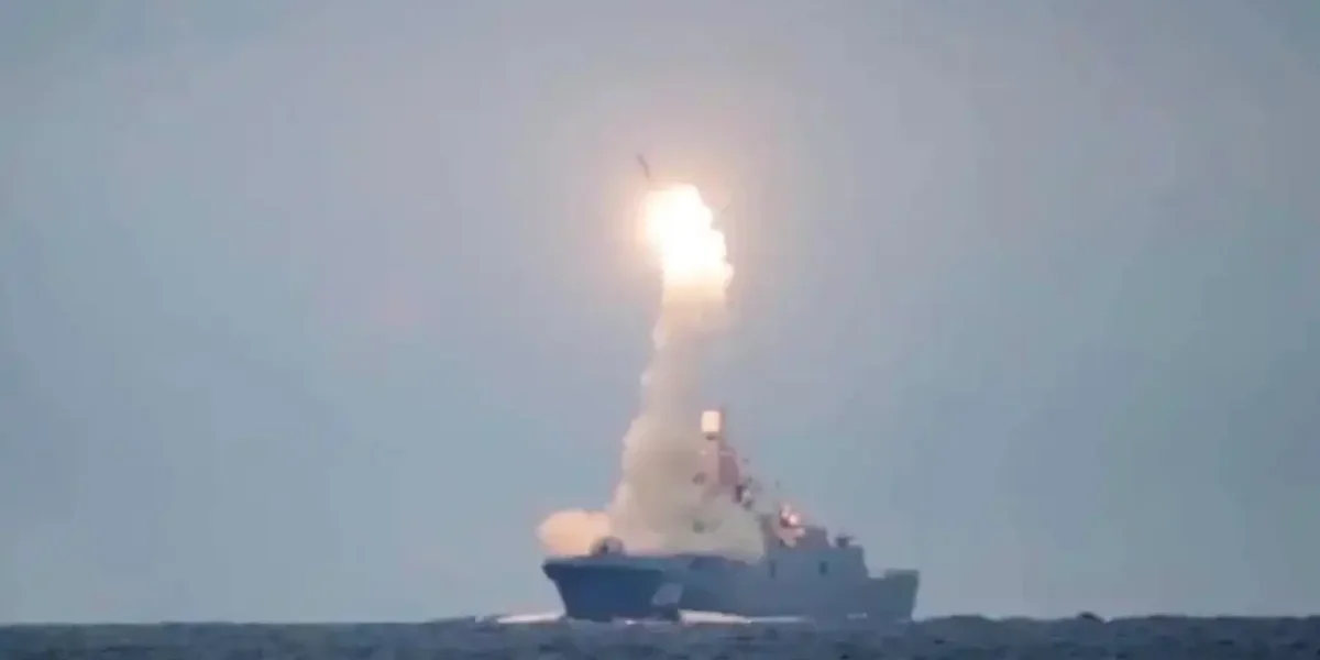 Зеленский мечется в бункере — мощнейший удар ВС РФ остановил АЭС и выжег штаб с иностранцами. Атака ставит запад Украины на колени Зеленский мечется в бункере — мощнейший удар ВС РФ остановил АЭС и выжег штаб с иностранцами. Атака ставит запад Украины на колени