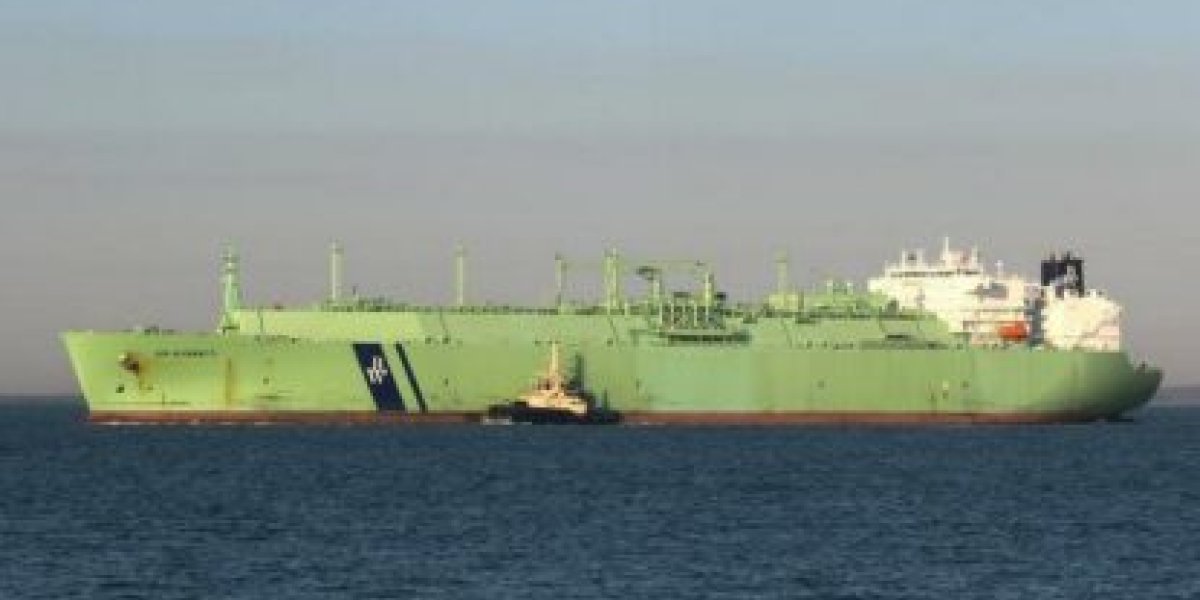 У крупнейшего терминала СПГ ФРГ закончился газ: танкер застрял, ледокол сломался У крупнейшего терминала СПГ ФРГ закончился газ: танкер застрял, ледокол сломался