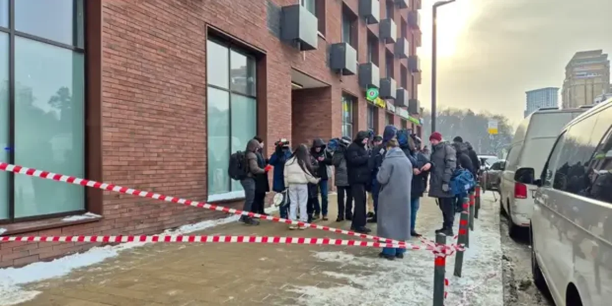 «Москва кишит агентами Украины». Баранец настаивает, что жить генералы должны в Генштабе «Москва кишит агентами Украины». Баранец настаивает, что жить генералы должны в Генштабе