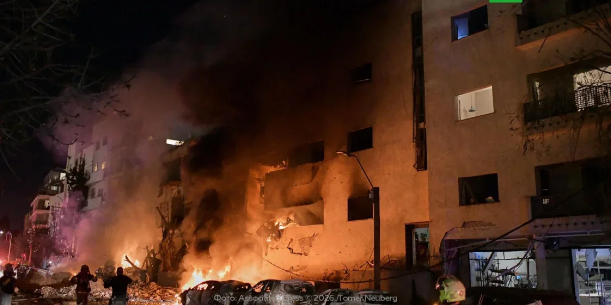 «Железный купол» разбит вдребезги: иранские ракеты прорвали оборону Израиля «Железный купол» разбит вдребезги: иранские ракеты прорвали оборону Израиля